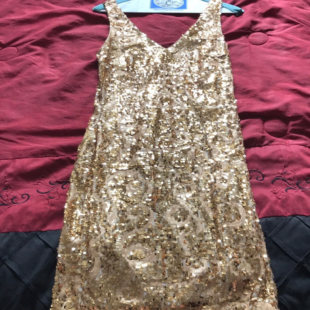 Gold sequined Knick-our